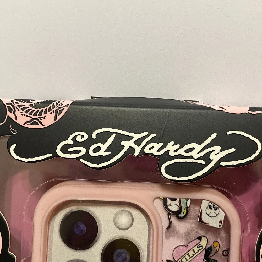 Ed‎ Hardy Love Kills Slowly Tattoo Phone Case iPhone 16 Pro MagSafe Y2K Pink NWT